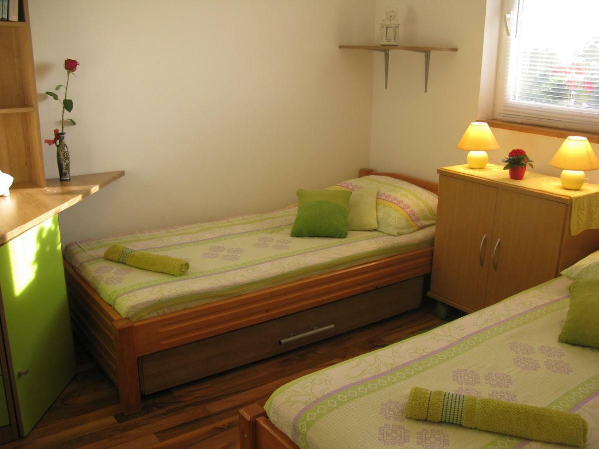 Vakantiehuis Kuca Za Odmor Tomic Zadar